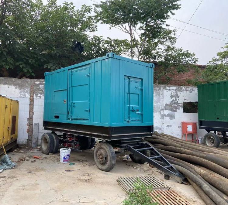 东方柴油发电机机组的控制器是如何操作使用的?